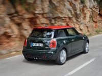 MINI John Cooper Works (2016) - picture 14 of 37