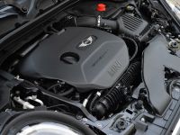 MINI John Cooper Works (2016) - picture 35 of 37