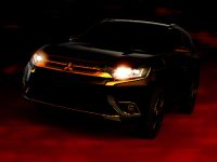 Mitsubishi Outlander Teaser (2016) - picture 1 of 2