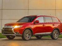Mitsubishi Outlander (2016) - picture 10 of 24