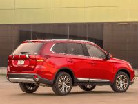Mitsubishi Outlander (2016)