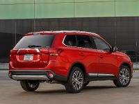 Mitsubishi Outlander (2016)
