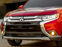 Mitsubishi Outlander (2016) - picture 22 of 24