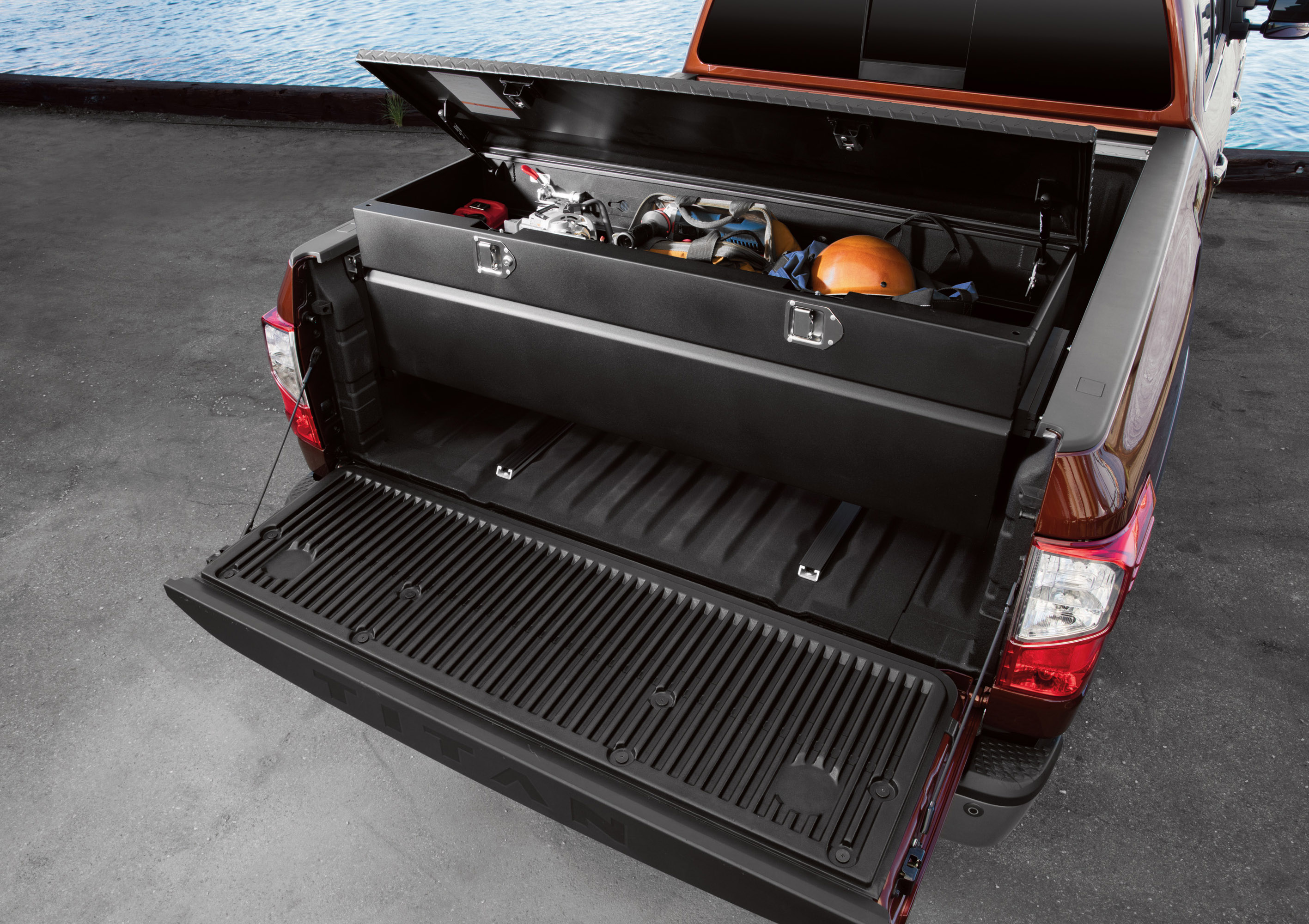 Nissan TITAN XD Accessories