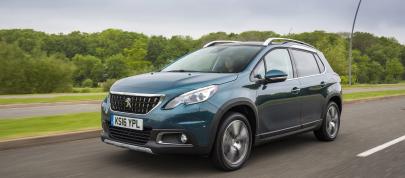 PEUGEOT 2008 GT (2016) - picture 4 of 9