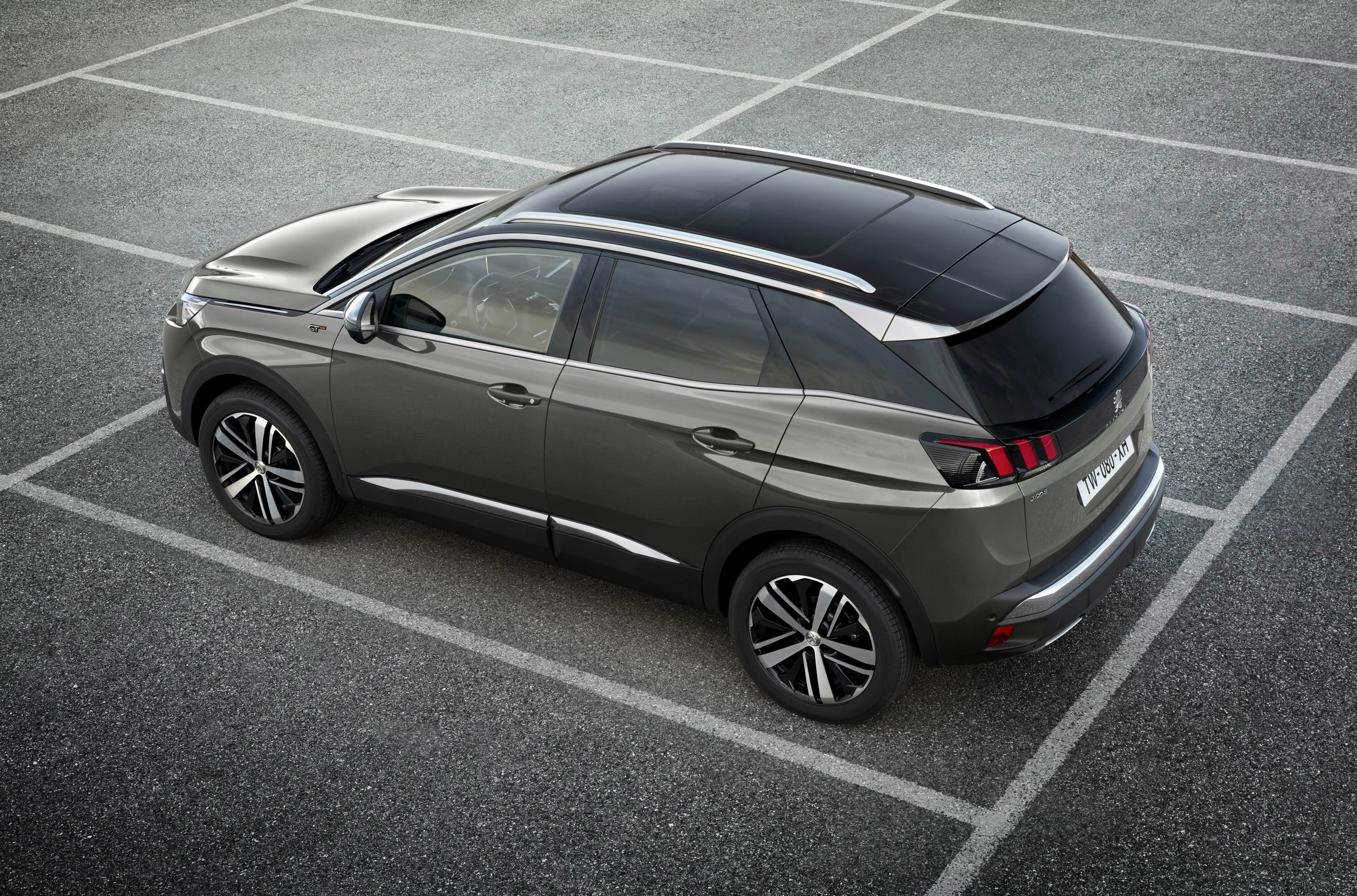 PEUGEOT 3008 GT