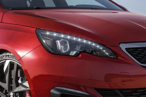 Peugeot 308 GTi (2016) - picture 33 of 45