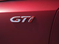 Peugeot 308 GTi (2016) - picture 38 of 45