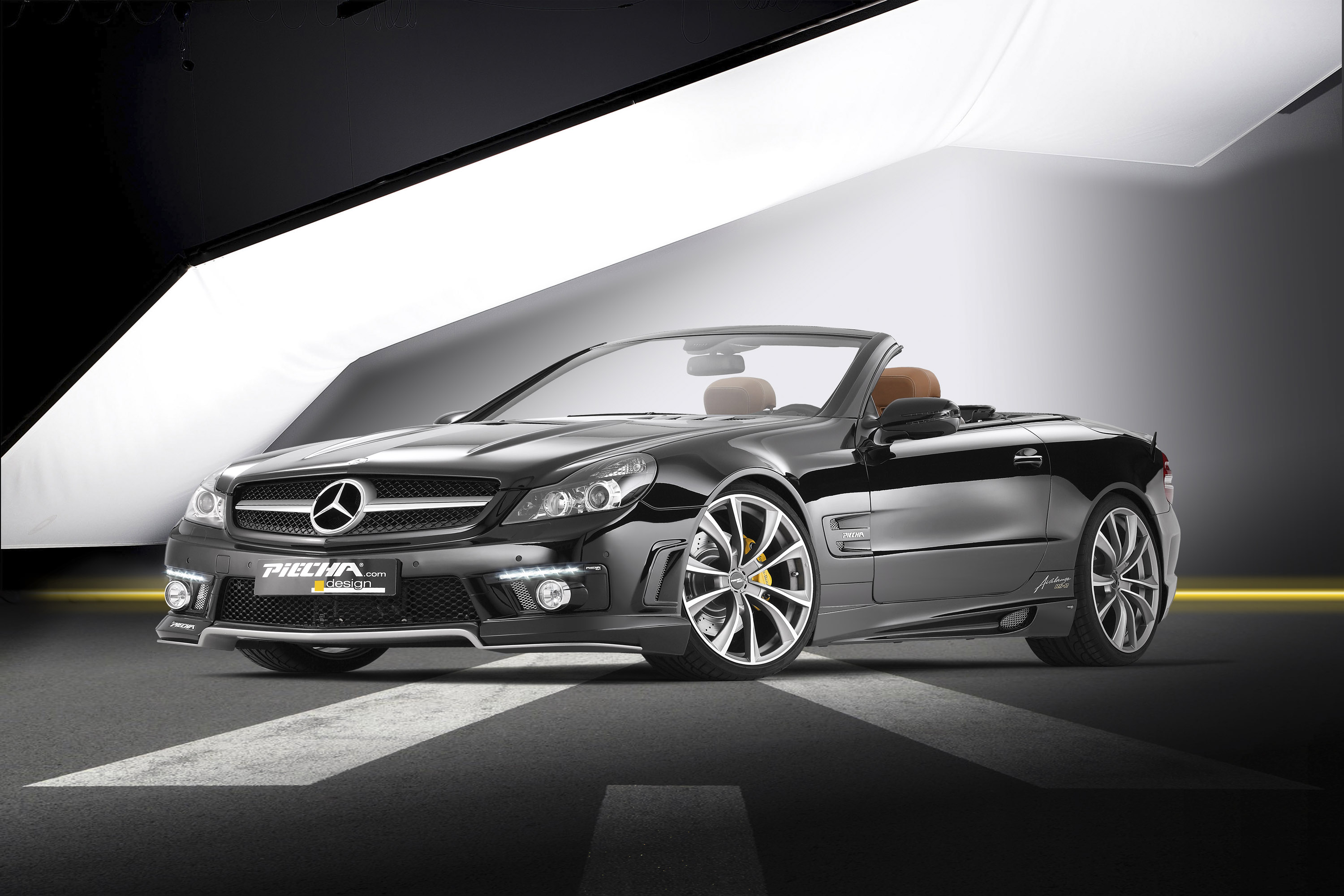 Piecha Mercedes-Benz SL R230 Roadster