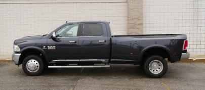 Ram 3500 Limited (2016) - picture 4 of 19