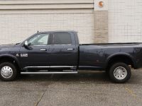 Ram 3500 Limited (2016) - picture 4 of 19