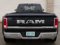 Ram 3500 Limited (2016) - picture 7 of 19