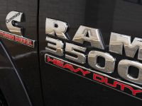 Ram 3500 Limited (2016) - picture 18 of 19