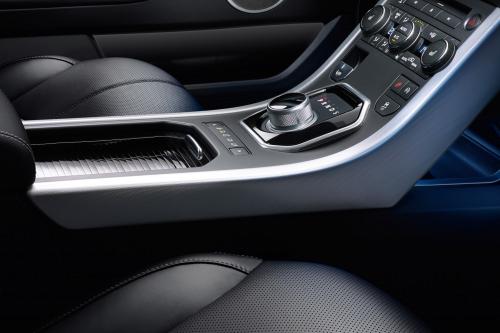 Range Rover Evoque (2016) - picture 16 of 20