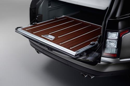 Range Rover SVAutobiography (2016) - picture 16 of 21