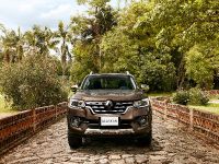 Renault ALASKAN (2016) - picture 1 of 24