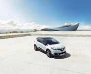Renault Captur Wave Limited Edition (2016) - picture 1 of 6