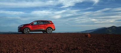 Renault Kadjar (2016) - picture 7 of 20