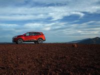 Renault Kadjar (2016) - picture 7 of 20