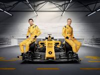Renault R.S.16 (2016) - picture 1 of 10