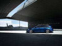 Renault Talisman Estate (2016) - picture 6 of 11