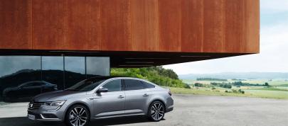 Renault Talisman (2016) - picture 7 of 37