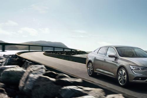 Renault Talisman (2016) - picture 8 of 37