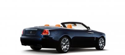 Rolls-Royce Dawn (2016) - picture 7 of 22