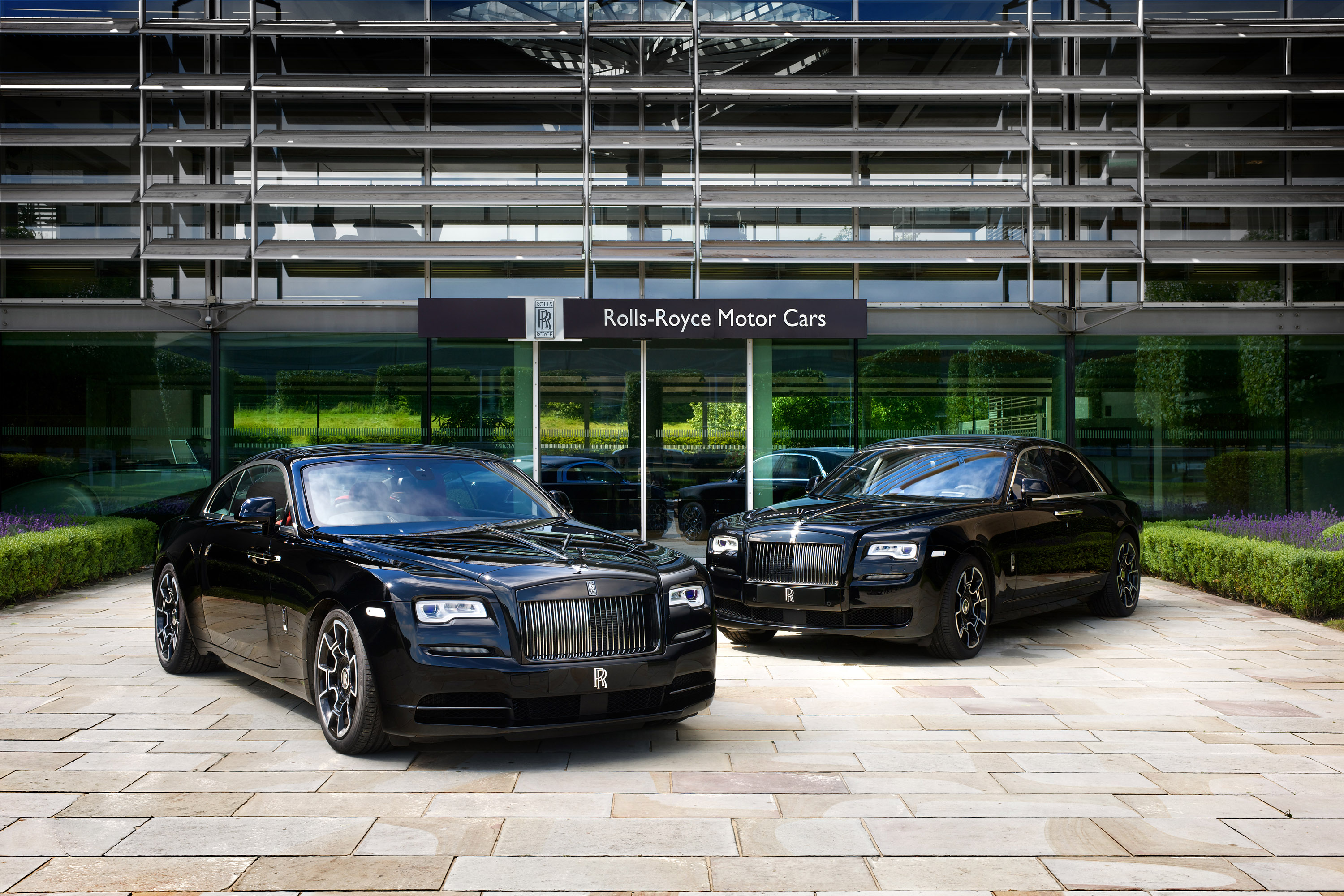 Rolls-Royce Runs Black Badge Customs at Goodwood