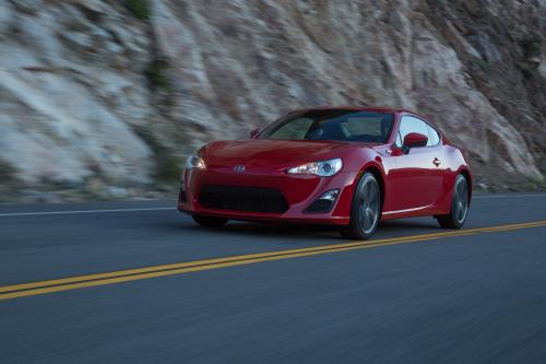 Scion FR-S (2016) - picture 1 of 4