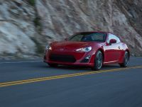 Scion FR-S (2016) - picture 1 of 4