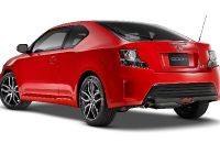 Scion tC (2016) - picture 1 of 3