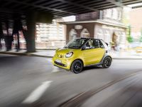 smart fortwo cabrio (2016) - picture 1 of 15