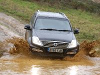 SsangYong Rexton (2016) - picture 7 of 21