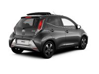 Toyota Aygo x-clusiv (2016) - picture 3 of 3