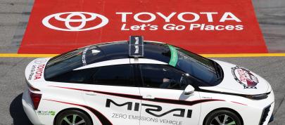 Toyota Mirai (2016) - picture 4 of 4