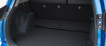 Toyota RAV4 Hybrid (2016) - picture 36 of 53