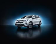Toyota RAV4 Hybrid (2016) - picture 2 of 53