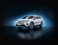 Toyota RAV4 Hybrid (2016) - picture 2 of 53