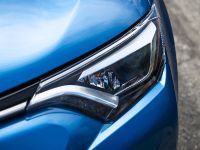 Toyota RAV4 Hybrid (2016)