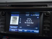 Toyota RAV4 Hybrid (2016) - picture 45 of 53