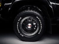Toyota Tacoma Back to the Future Concept (2016) - picture 11 of 15