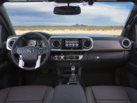 Toyota Tacoma Family (2016) - picture 4 of 7