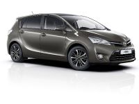 Toyota Verso (2016) - picture 2 of 8