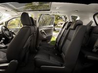 Toyota Verso (2016) - picture 7 of 8