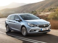 Vauxhall Astra Sports Tourer (2016) - picture 1 of 6