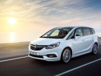 Vauxhall Zafira Tourer (2016) - picture 3 of 5