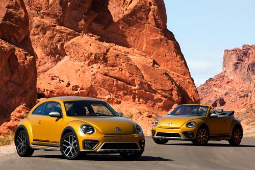 Volkswagen Beetle Dune (2016) - picture 1 of 13