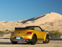Volkswagen Beetle Dune (2016) - picture 8 of 13