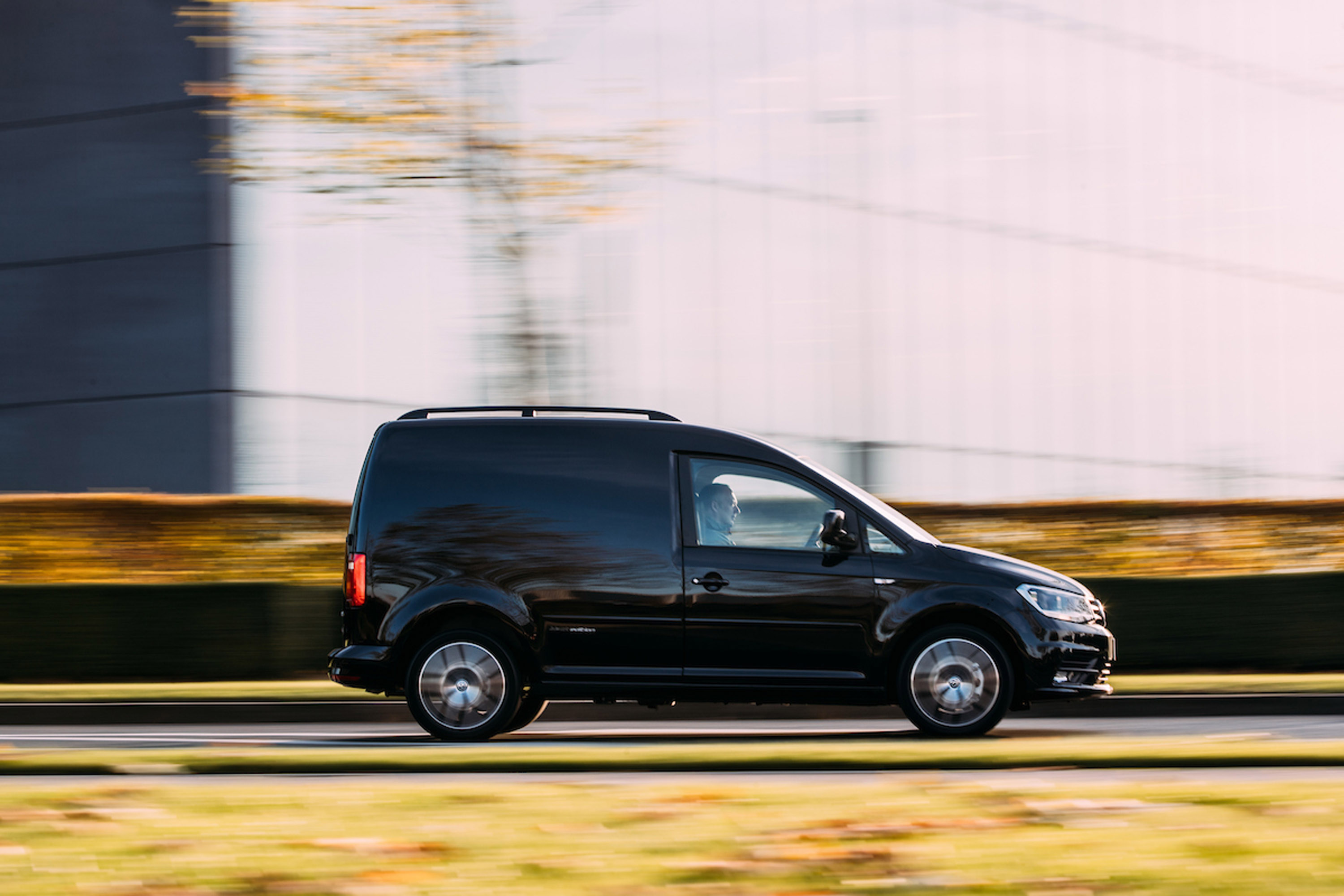 Volkswagen Caddy Black Edition